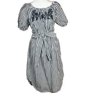 Women’s STYLE MAFIA Striped Off the Shoulder Gray & Wht Striped Cotton Dress-XS